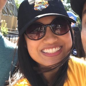 Meet your Posher, Melanie